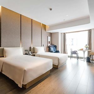 Jimu Twin Room View